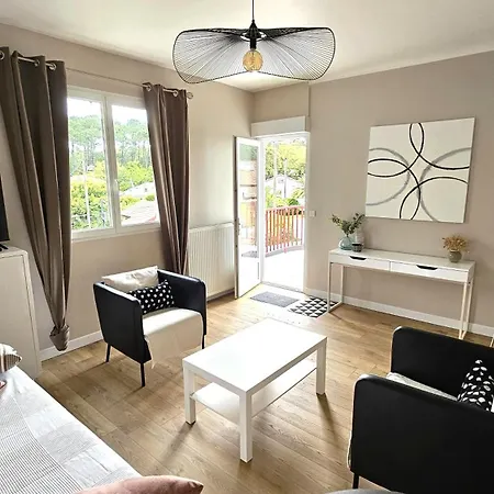Location Fantaisie Apartman *